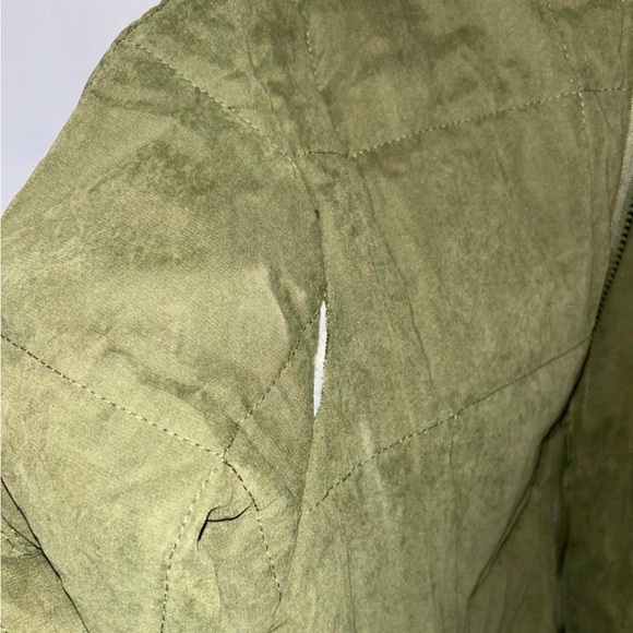 Olive Green Quilt Women's Jacket - Picture 4 of 4